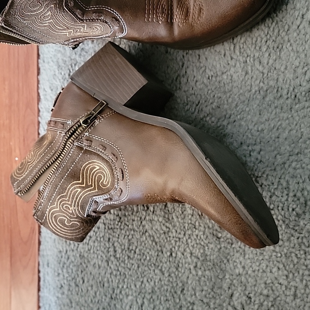 Cowboy Ankle Boots - Picture 5 of 10
